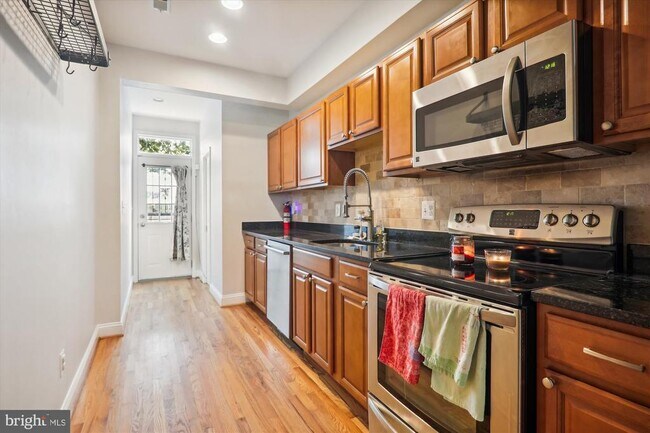 1359 Florida Ave NE in Washington, DC - Building Photo - Building Photo