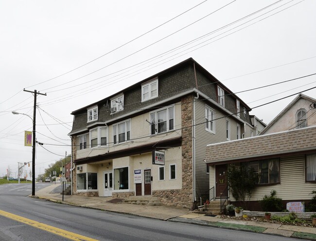 2311-2317 Perkiomen Ave