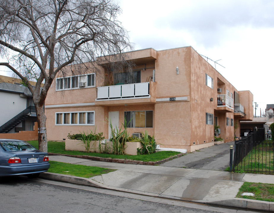 5308 Riverton Ave in North Hollywood, CA - Building Photo