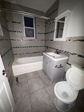 230 Washington St, Unit 14 in Orange, NJ - Building Photo - Building Photo