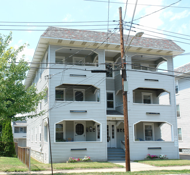 312 Grant Ave in Endicott, NY - Building Photo - Building Photo