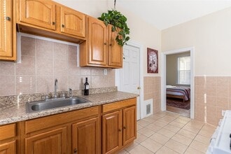 1402 Westminster St in Providence, RI - Foto de edificio - Building Photo