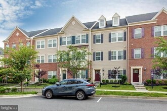 7465 St Margarets Blvd in Elkridge, MD - Building Photo - Building Photo