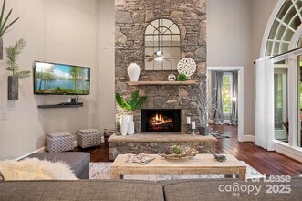 16308 Autumn Creek Ct in Charlotte, NC - Building Photo - Building Photo