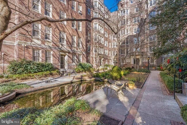 property at 4625 Pine St