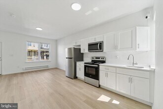 3912 N 8th St in Philadelphia, PA - Building Photo - Building Photo