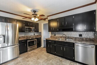 225 Hillbrook Dr in Martinez, GA - Building Photo - Building Photo