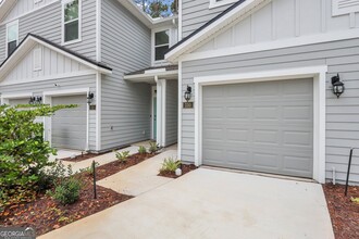 150 Inlet Reach Cir in St. Marys, GA - Foto de edificio - Building Photo