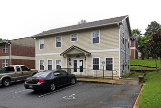 Gadsden Arms Apartments in Quincy, FL - Foto de edificio - Building Photo