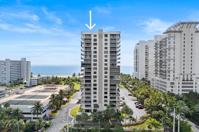 3400 N Ocean Dr, Unit PH2 - 2002 in Riviera Beach, FL - Building Photo - Building Photo
