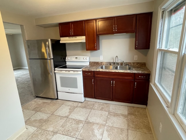 property at 118 E Cayuga St