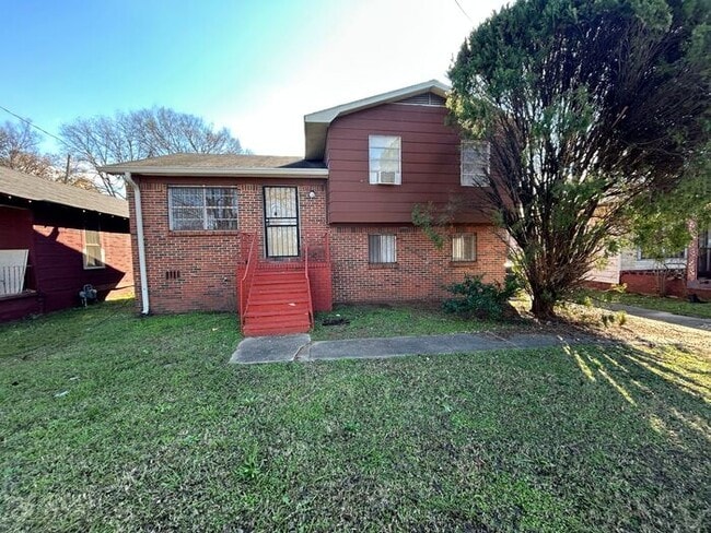 property at 4105 Jefferson Ave SW