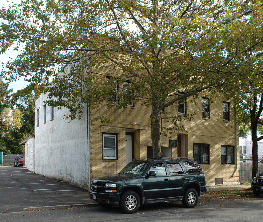 171 Rectory St in Port Chester, NY - Foto de edificio