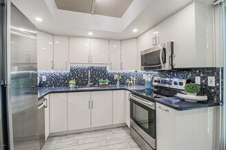 5132 N 31st Way-Unit -138 in Phoenix, AZ - Foto de edificio - Building Photo