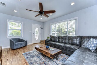 1922 55th St S in Gulfport, FL - Building Photo - Building Photo