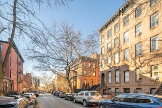 85 Joralemon St in Brooklyn, NY - Foto de edificio - Building Photo