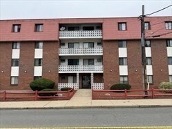 141 Pierce St in Malden, MA - Building Photo - Building Photo