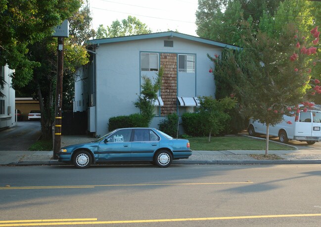 201 W Maude Ave in Sunnyvale, CA - Building Photo - Building Photo