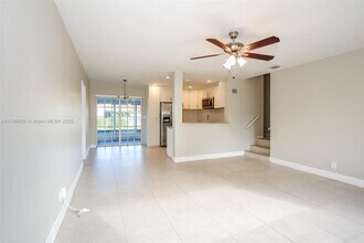 1408 SW 47th Ave in Fort Lauderdale, FL - Building Photo - Building Photo