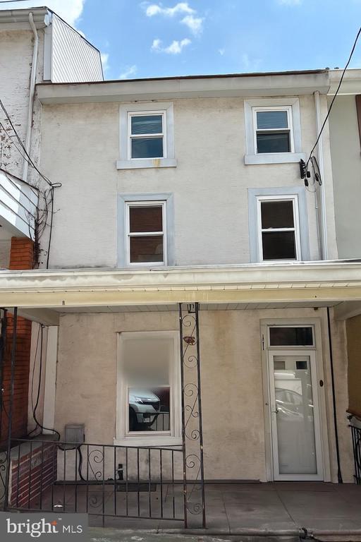 property at 171 Cotton St