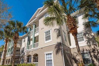 Perse Apartments in Orlando, FL - Building Photo - Building Photo