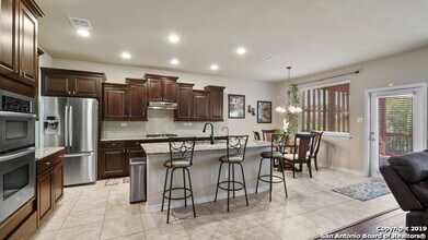 18015 Camino del Mar, Unit 3 in San Antonio, TX - Building Photo - Building Photo