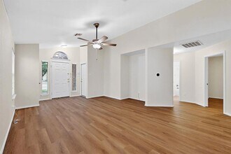 12825 Dwight Eisenhower St in Manor, TX - Building Photo - Building Photo