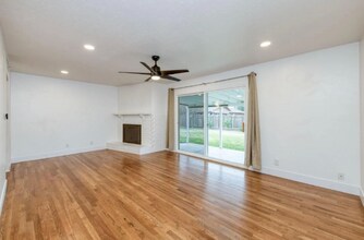 5641 E Austin Way in Fresno, CA - Building Photo - Building Photo