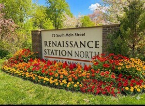 75 N MAIN LLC in Attleboro, MA - Foto de edificio - Building Photo