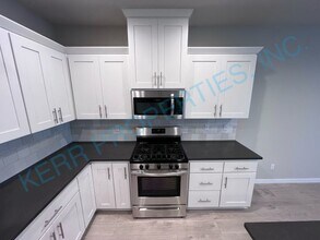12446 SE Water Drop Wy in Happy Valley, OR - Building Photo - Building Photo