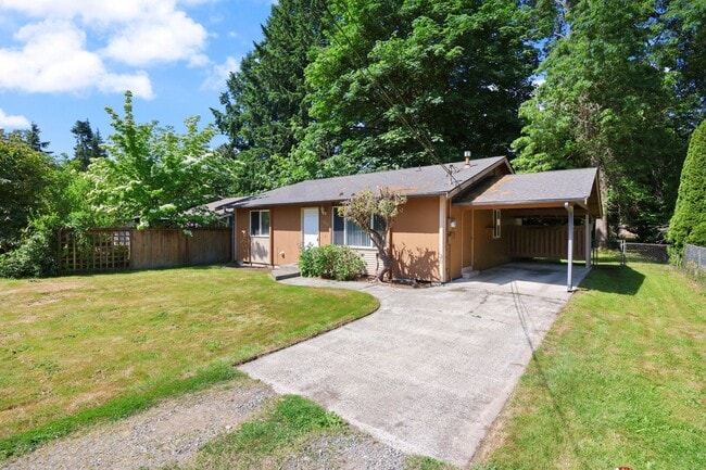 1823 McCormick St NE in Olympia, WA - Foto de edificio - Building Photo