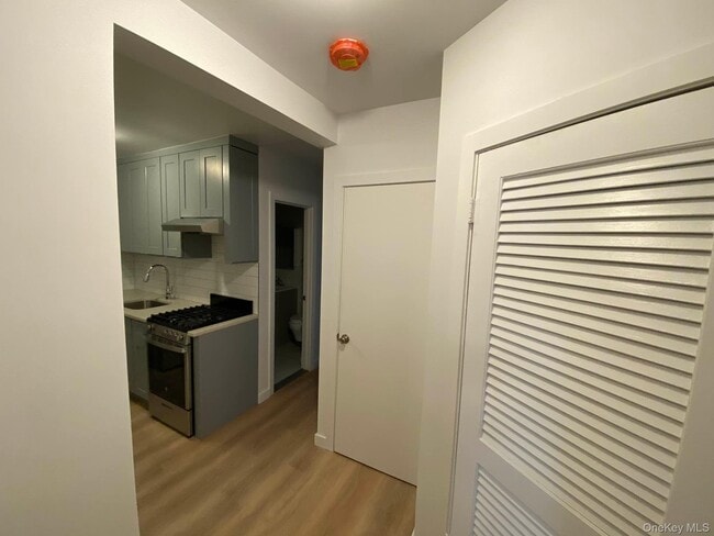 43-44-44 165th St in Queens, NY - Building Photo - Building Photo