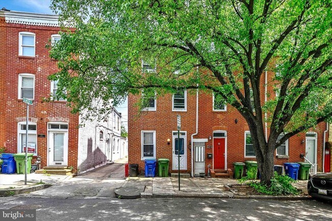 property at 521 S Washington St