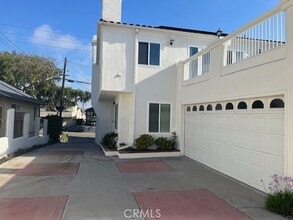 1917 Grant in Redondo Beach, CA - Building Photo - Building Photo