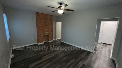 5210 Natrona Way in Pittsburgh, PA - Building Photo - Building Photo