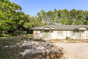 620 Emerald Ave in Lake Wales, FL - Building Photo