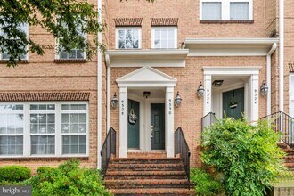 9530 Walker Wy in Manassas Park, VA - Building Photo - Building Photo