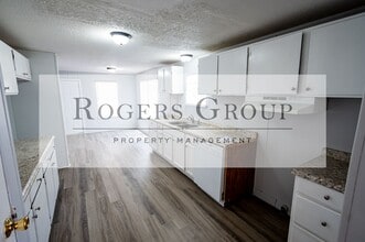 21 Redwing Ln in Henderson, NC - Building Photo - Building Photo