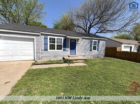 1803 NW Lindy Ave in Lawton, OK - Building Photo