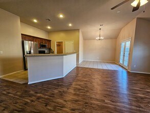 909 Shadowlake Rd in Norman, OK - Building Photo - Building Photo