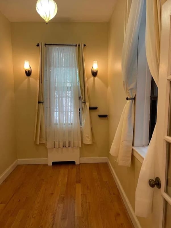 property at 421 E 78th St