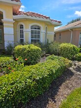 19880 Casa Verde Way in Ft. Myers, FL - Building Photo - Building Photo