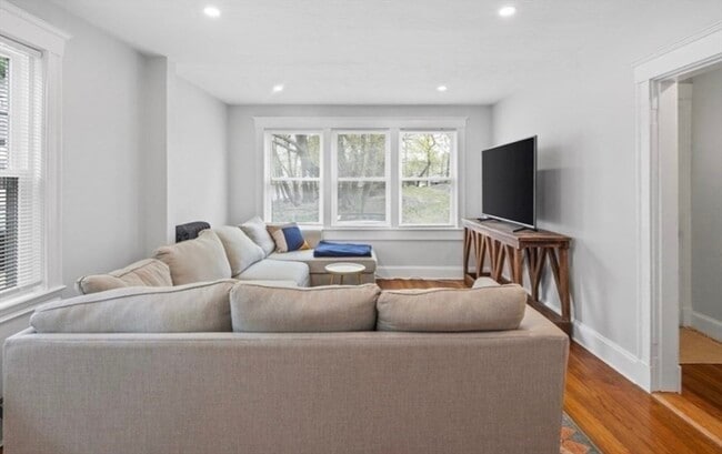property at 70 Lenoxdale Ave