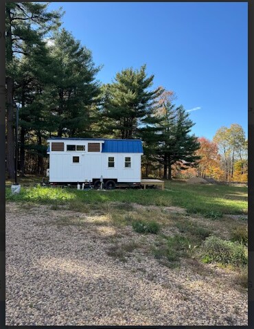 39 Park Ave in Punxsutawney, PA - Building Photo