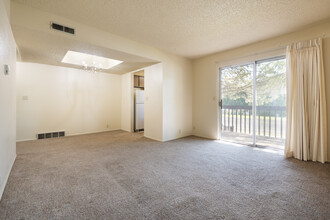 Cinnamon Springs in Taylorsville, UT - Building Photo - Interior Photo