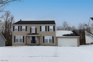 889 Holborn Rd in Streetsboro, OH - Building Photo