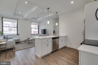 150 S Independence Mall W in Philadelphia, PA - Building Photo - Building Photo