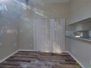 7114 River Garden Dr in Houston, TX - Building Photo - Building Photo