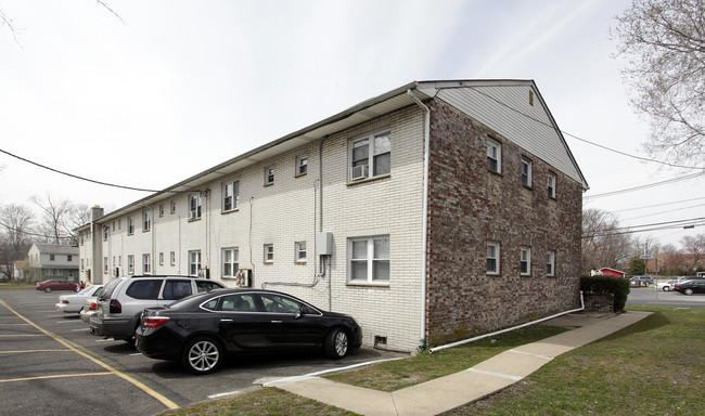 Somerdale West Apartments in Somerdale, NJ - Building Photo - Building Photo