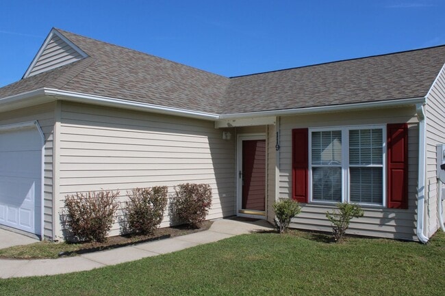 119 Jerrett Ln in Havelock, NC - Building Photo - Building Photo